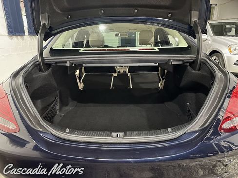 Used 2016 Mercedes-Benz C 300 4MATIC Sedan image 11