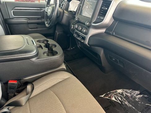 Used 2024 RAM 2500 Big Horn w/ Bed Utility Group AWD/4WD image 15