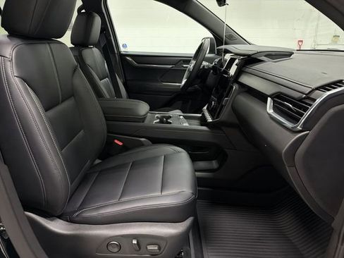New 2026 GMC Acadia Elevation w/ Super Cruise Package FWD image 21