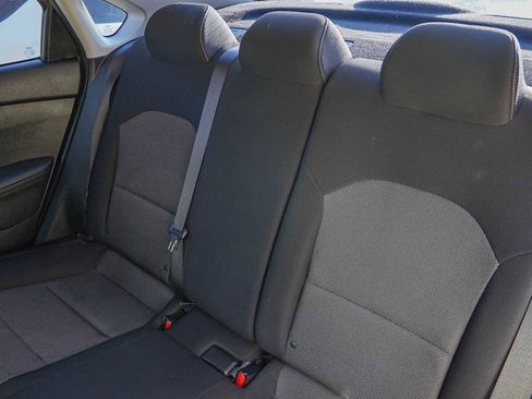 Used 2022 Kia Forte LXS w/ LXS Technology Package image 29