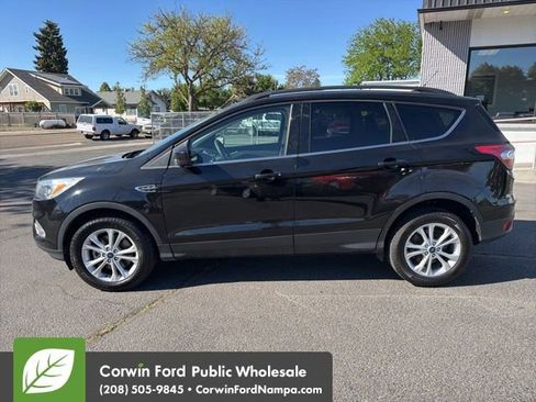 Used 2018 Ford Escape SE AWD/4WD image 8