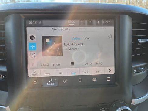 Used 2022 RAM 1500 Big Horn image 17