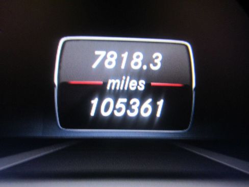 Used 2013 Mercedes-Benz GL 450 4MATIC image 19