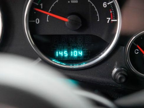 Used 2012 Jeep Wrangler Sport AWD/4WD image 31