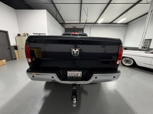 Used 2017 RAM 2500 Tradesman w/ Chrome Appearance Group AWD/4WD image 7