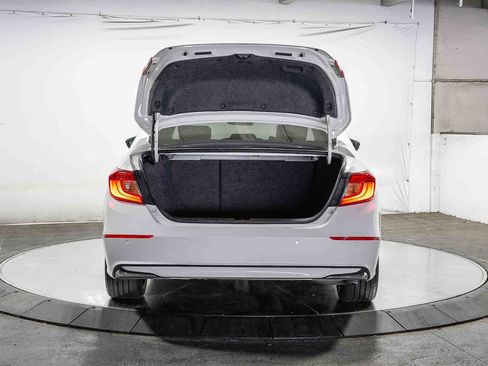 Used 2021 Honda Accord Touring image 27