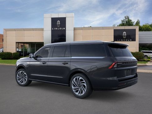 New 2025 Lincoln Navigator L Reserve AWD/4WD image 5