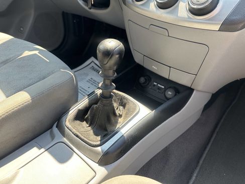 Used 2010 Hyundai Elantra w/ Comfort Pkg 2 image 9