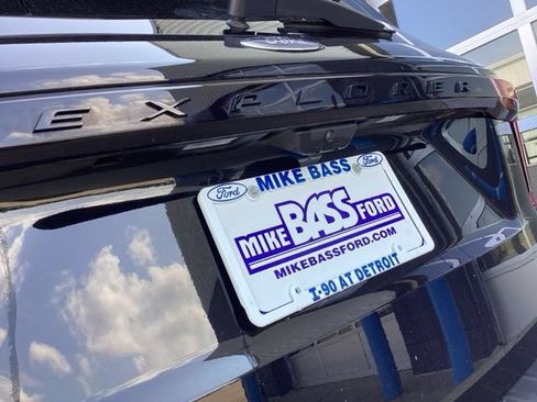 Used 2025 Ford Explorer ST-Line w/ Premium Package AWD/4WD image 26