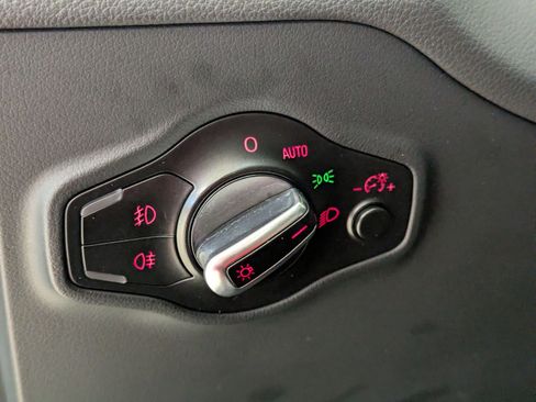 Used 2013 Audi Q5 2.0T Premium w/ Convenience Pkg image 16