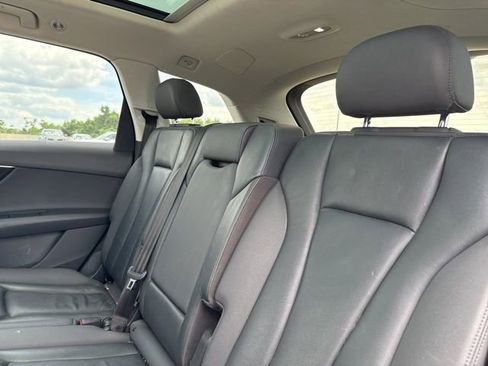Used 2021 Audi Q7 3.0T Premium Plus image 12