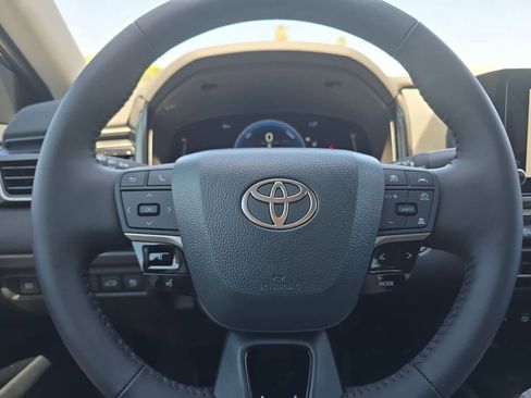 New 2026 Toyota Camry LE AWD/4WD image 27