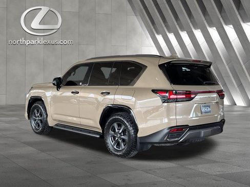 Certified 2025 Lexus LX 700h Overtrail AWD/4WD image 2