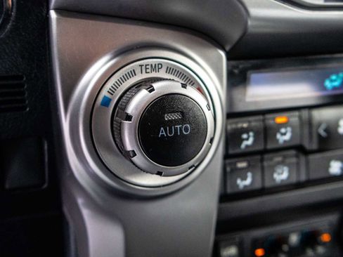 Used 2018 Toyota 4Runner Limited AWD/4WD image 42