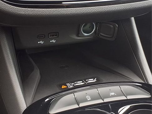 New 2026 Buick Envista Avenir FWD image 8