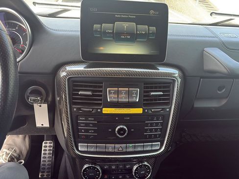 Used 2017 Mercedes-Benz G 63 AMG 4MATIC image 19