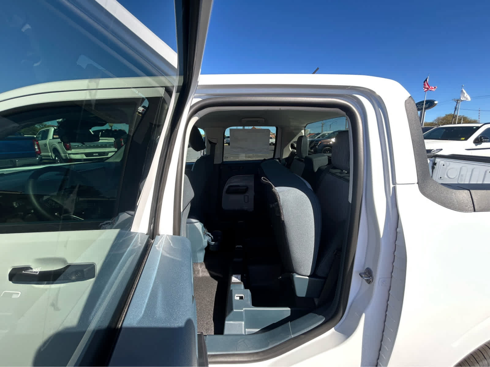 New 2026 Ford Maverick XLT w/ Equipment Group 301A AWD/4WD image 9