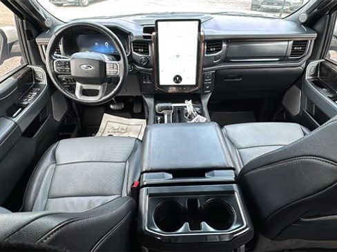 Used 2022 Ford F150 Lightning Lariat w/ Equipment Group 511A High image 13