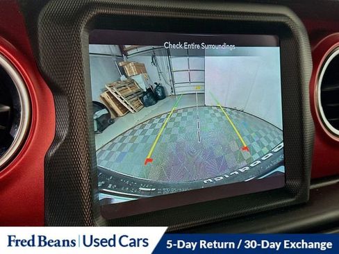 Used 2022 Jeep Wrangler Unlimited Rubicon w/ Safety Group AWD/4WD image 16