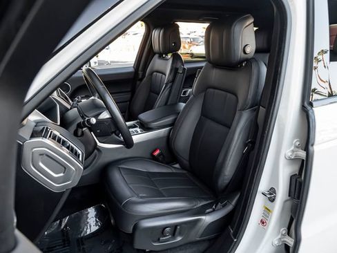 Used 2019 Land Rover Range Rover Sport HSE AWD/4WD image 14