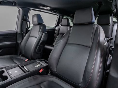 Used 2025 Honda Odyssey Sport-L image 11