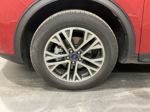 Used 2020 Ford Escape SEL image 6