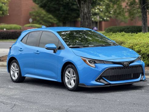 Used 2019 Toyota Corolla SE FWD image 3