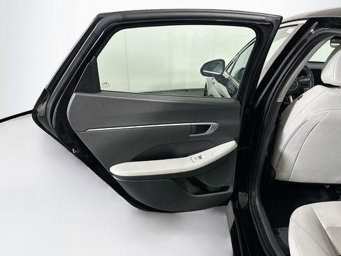 Used 2025 Hyundai Sonata SEL FWD image 26