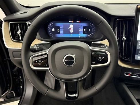 New 2026 Volvo XC60 B5 Core image 16