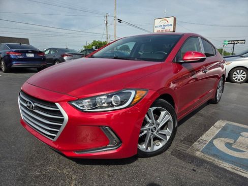 Used 2017 Hyundai Elantra Limited FWD image 2