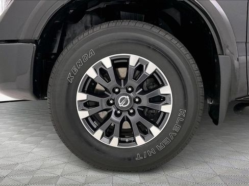 Used 2019 Nissan Titan PRO-4X w/ Pro-4x Utility Package AWD/4WD image 27