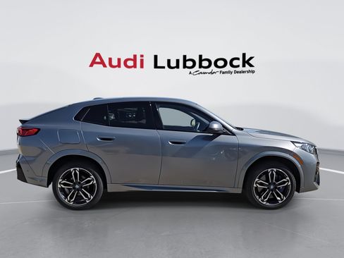 Used 2026 BMW X2 xDrive28i AWD/4WD image 9