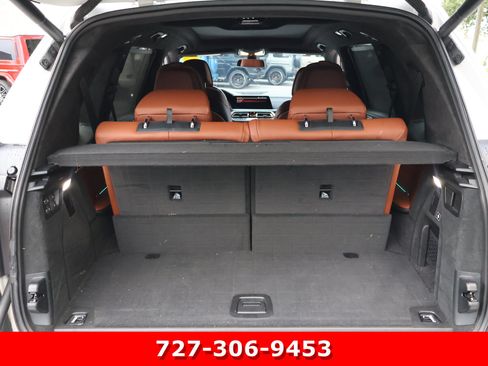Used 2022 BMW X7 xDrive40i w/ M Sport Package AWD/4WD image 21