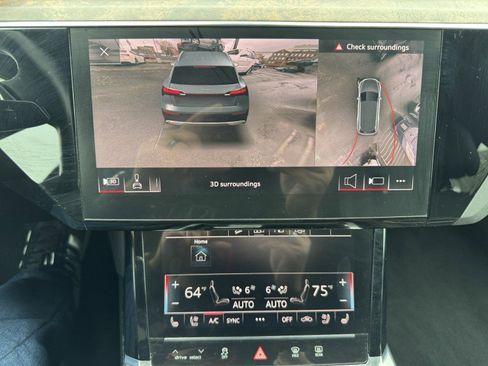 Used 2019 Audi e-tron Premium Plus image 46
