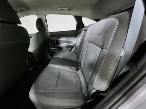 Used 2025 Hyundai Tucson SE FWD image 29