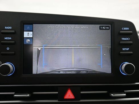 New 2026 Hyundai Elantra SEL Sport Premium FWD image 17