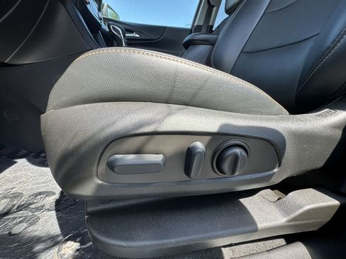 Certified 2023 Chevrolet Equinox Premier AWD/4WD image 12