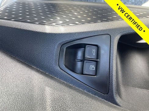 Certified 2022 Volkswagen Jetta S FWD image 17