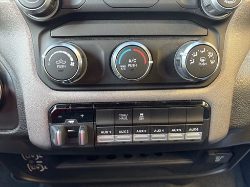 Used 2023 RAM 2500 Tradesman image 19