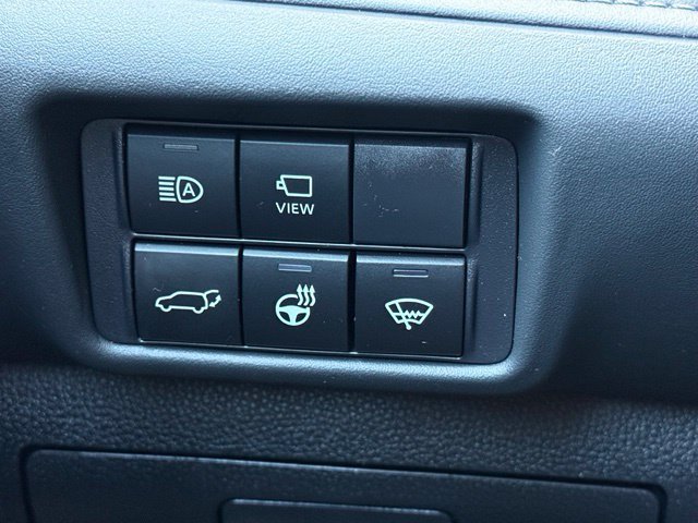 Used 2022 Toyota Highlander Platinum FWD image 25
