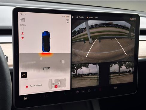 Used 2023 Tesla Model Y Performance AWD/4WD image 10