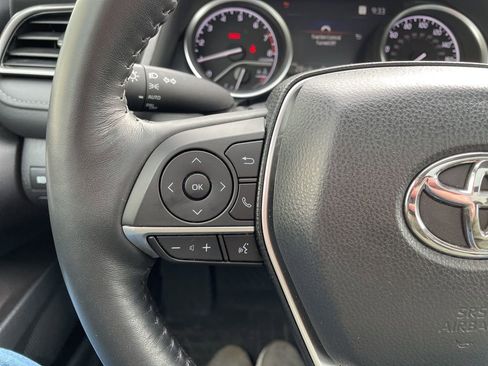 Used 2024 Toyota Camry XLE w/ Navigation Package image 27