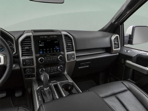 Used 2018 Ford F150 Lariat w/ Equipment Group 501A Mid AWD/4WD image 45