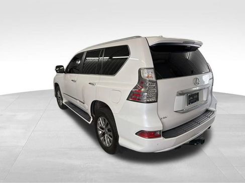 Used 2015 Lexus GX 460 Luxury AWD/4WD image 8