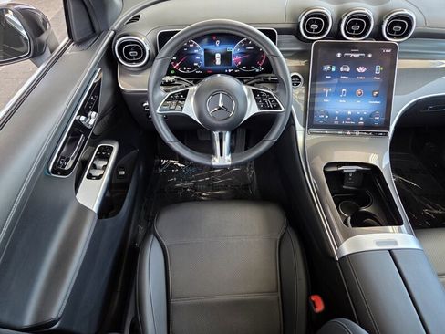 Certified 2023 Mercedes-Benz GLC 300 image 16