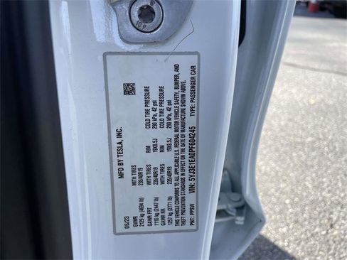 Used 2023 Tesla Model 3 Standard Range image 26