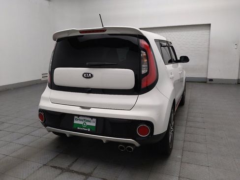 Used 2019 Kia Soul ! FWD image 9