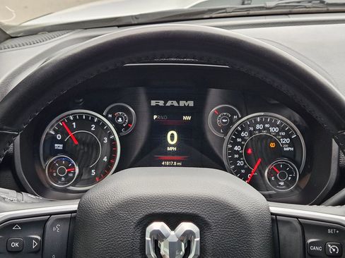 Used 2024 RAM 2500 Big Horn w/ Off Road Package AWD/4WD image 16