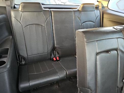 Used 2016 GMC Acadia Denali image 4