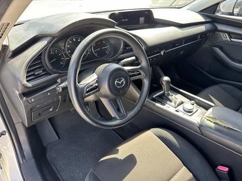 Used 2021 MAZDA MAZDA3 s FWD image 18